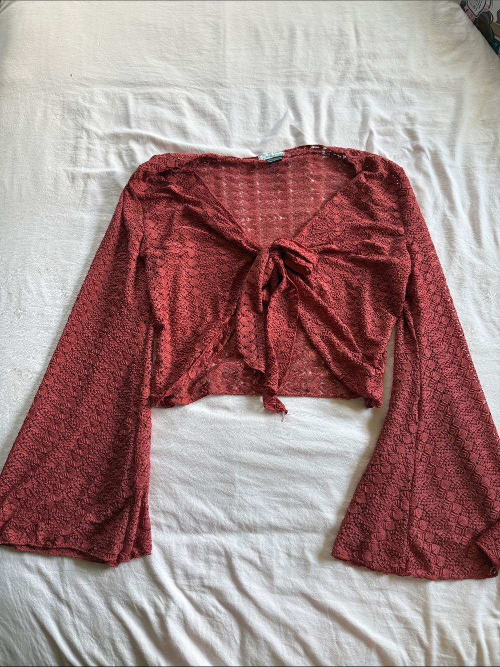 Lace boho cropped bell sleeve shirt